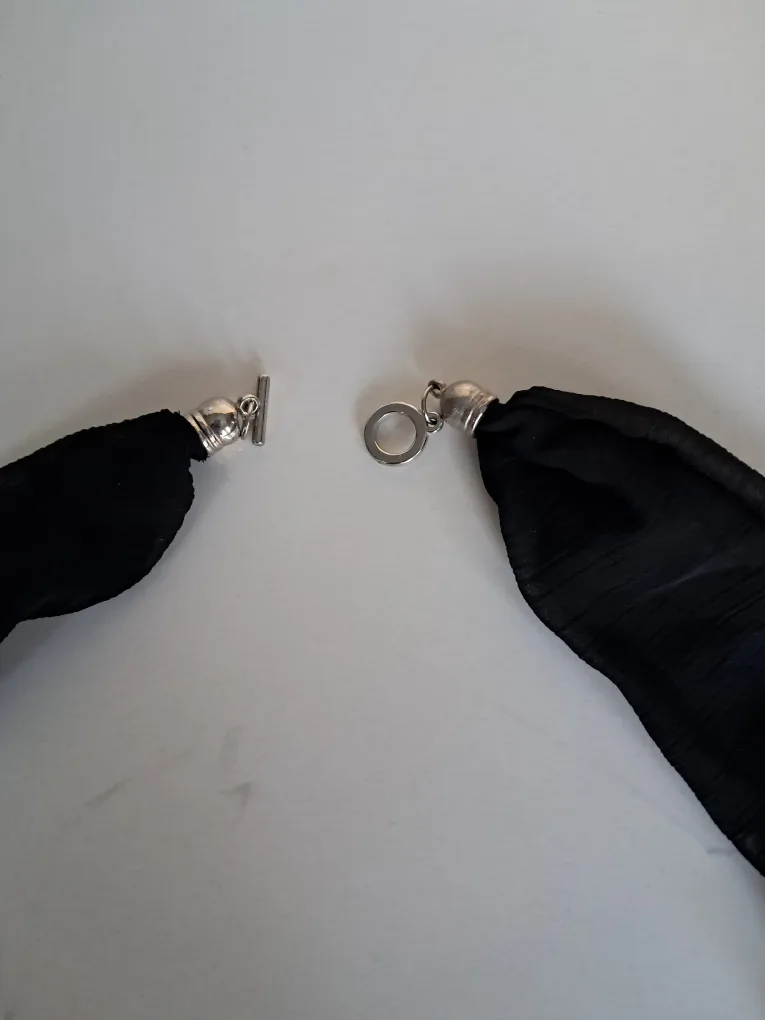 Elegant Black Fabric and Pearl Necklace/choker image indicator(2)