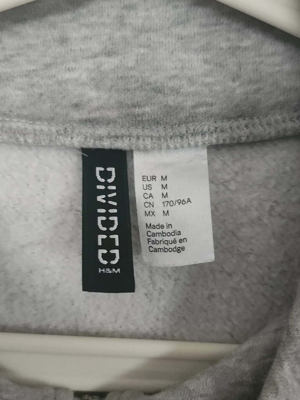 Cropped quarter-zip sweater image indicator(3)