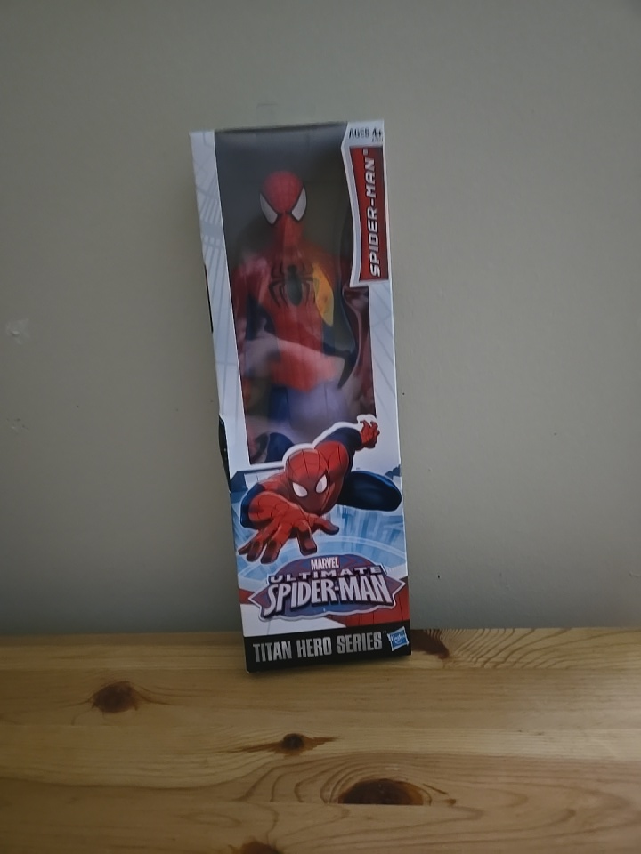 Marvel Ultimate Spider-Man Titan Hero Series Action Figure