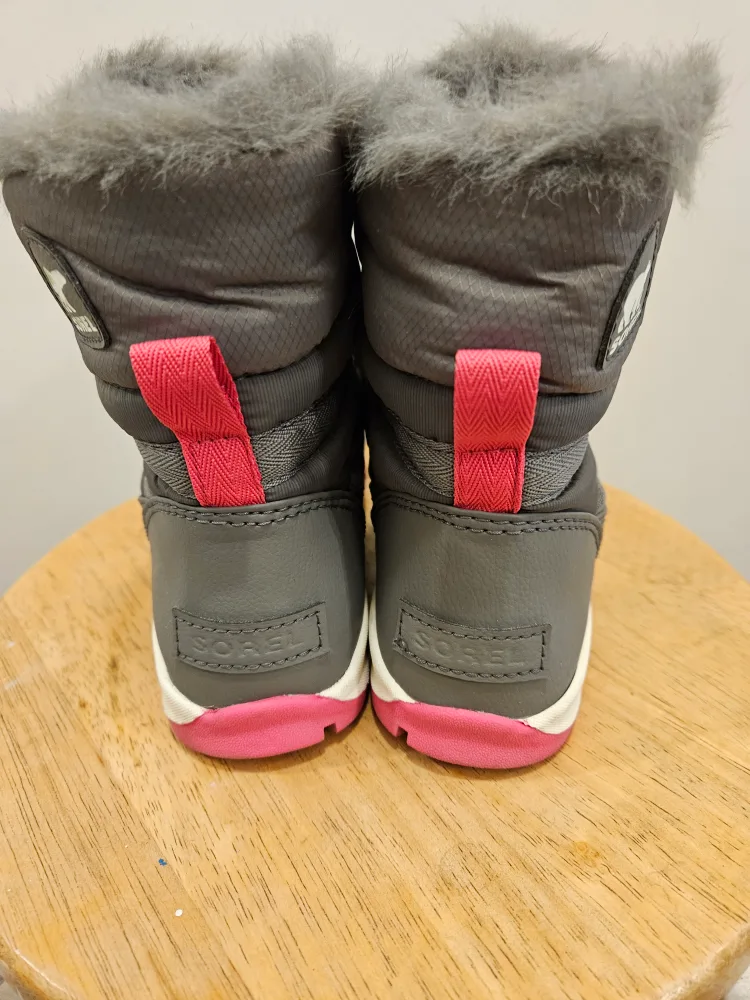 Sorel girls Youth Size3, Whitney Short Lace Snow Boot image indicator(3)