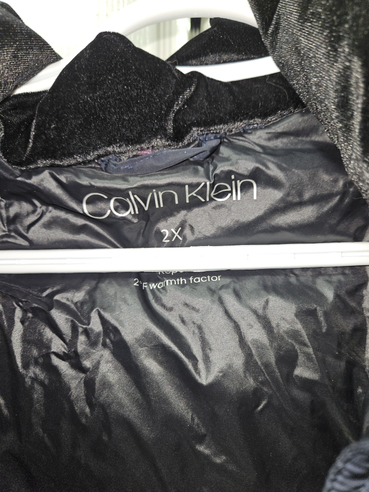 Calvin Klein 2X Puffer Jacket with Faux Fur Hood - photo 3