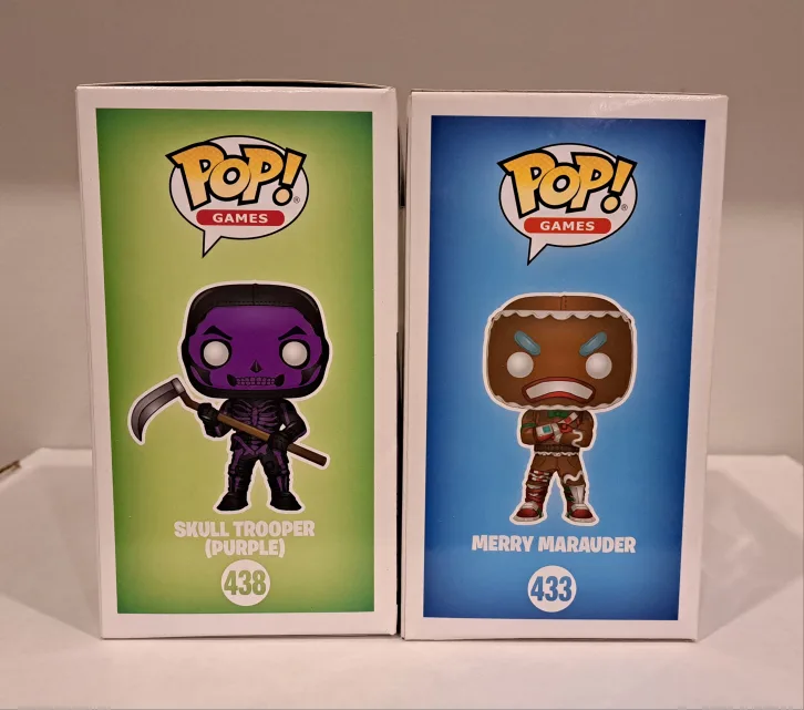 Fortnite Skull Trooper (Purple,  EB Exclusive) & Merry Marauder image indicator(4)