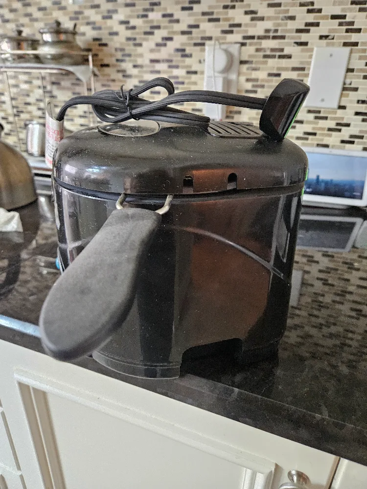Toastmaster Deep Fryer thumbnail