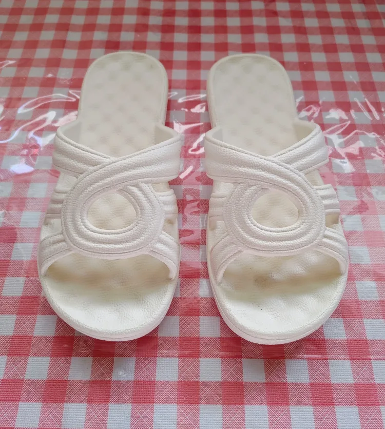 Womens Foam Style Slide Sandals - Size 8 image indicator(2)