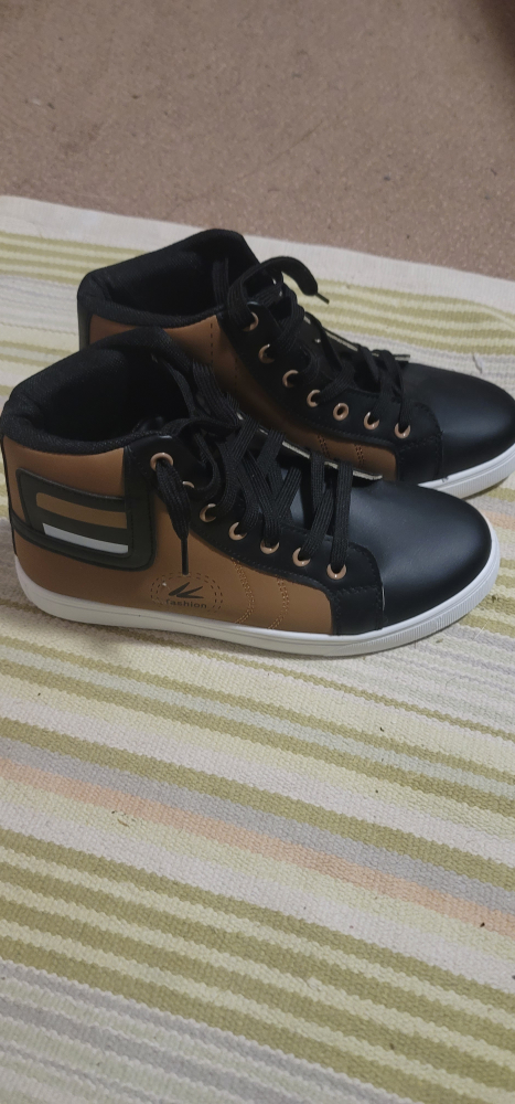 Brand New Black High Top Fashion Sneakers - photo 2