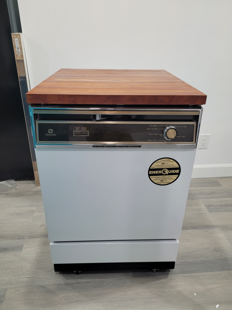 Portable Dishwasher mint condition
