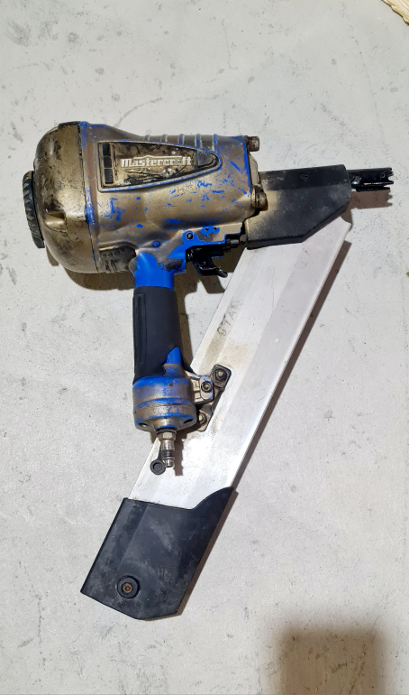 Mastercraft Pnuematic Framing Nailer - photo 2
