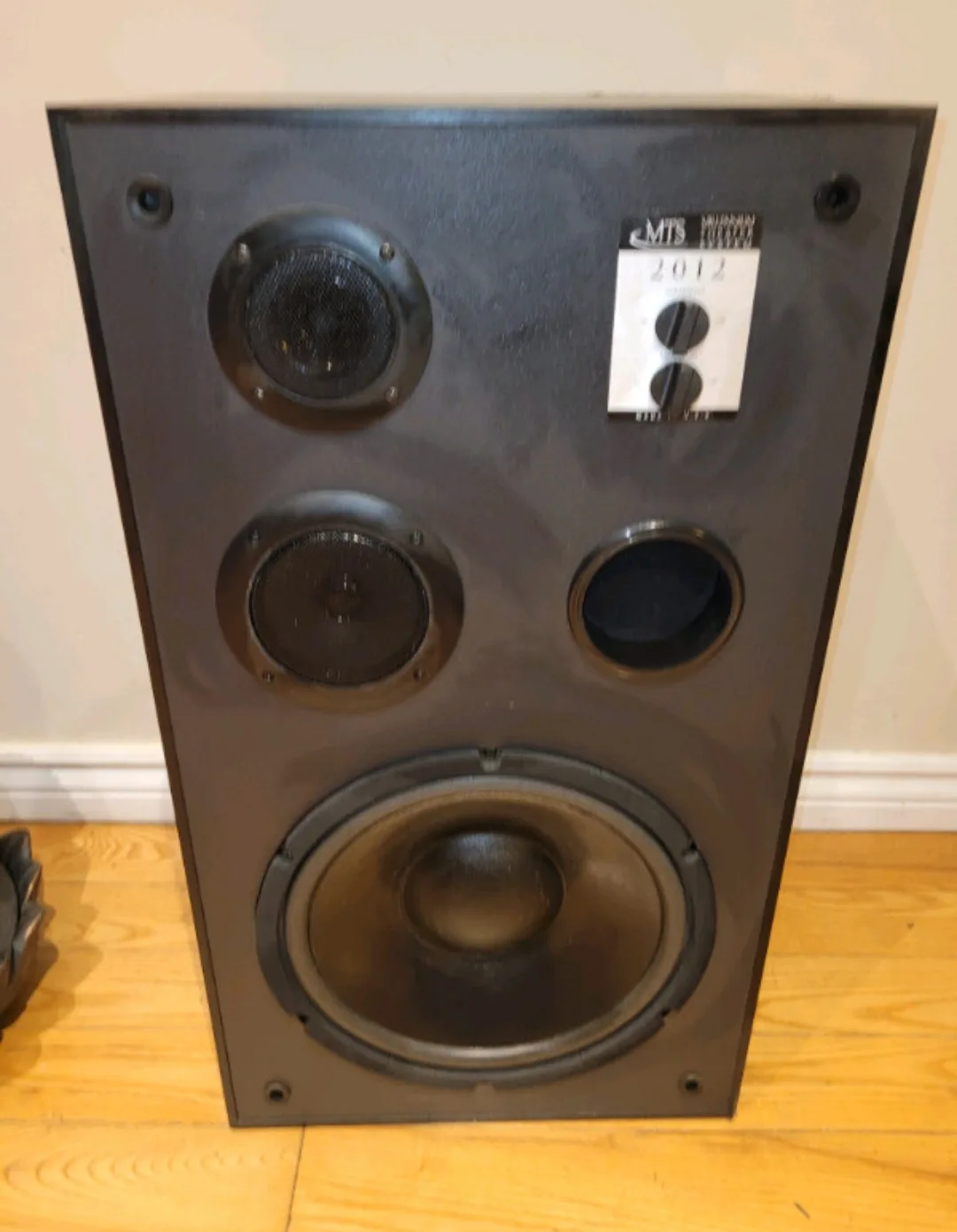 MTS 2012 Home Theatre Speakers image indicator(6)