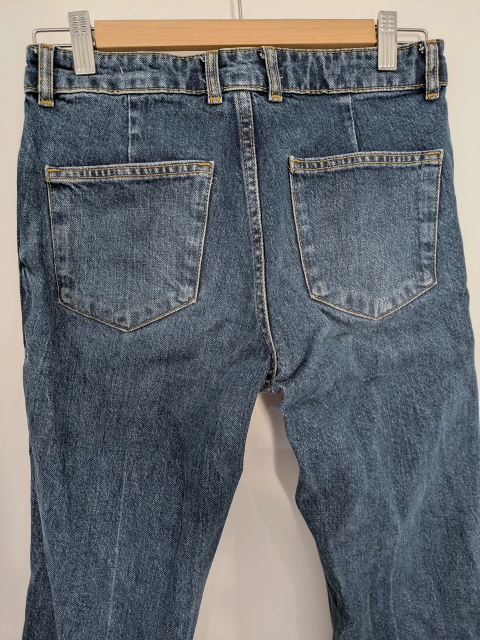 Zara Women's Flare Jeans ❗Closet Clearout❗ image indicator(2)