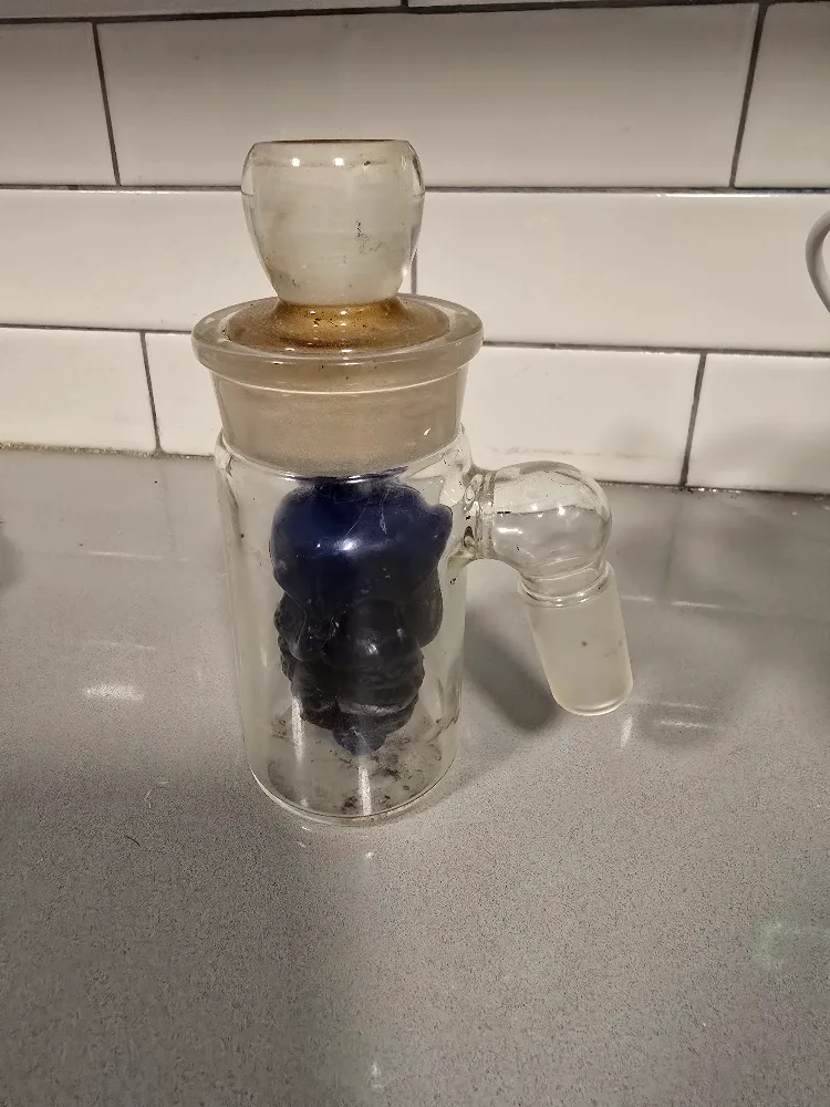Glass Skull Water Pipe/Bong attachment image indicator(5)