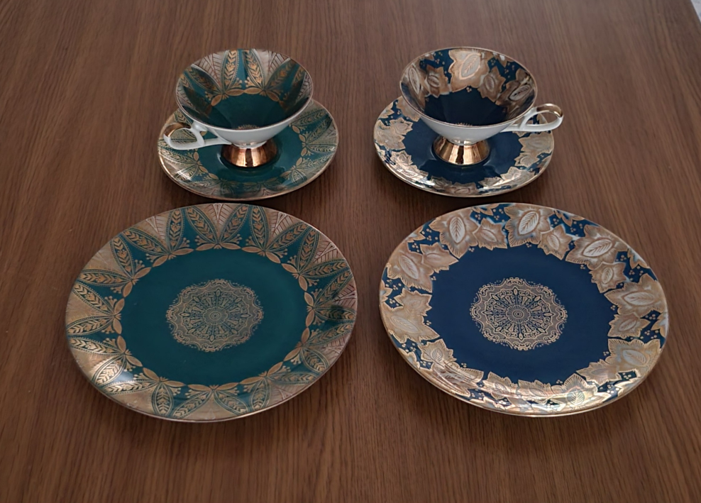 Vintage Goebel Bavaria Teacups and saucers