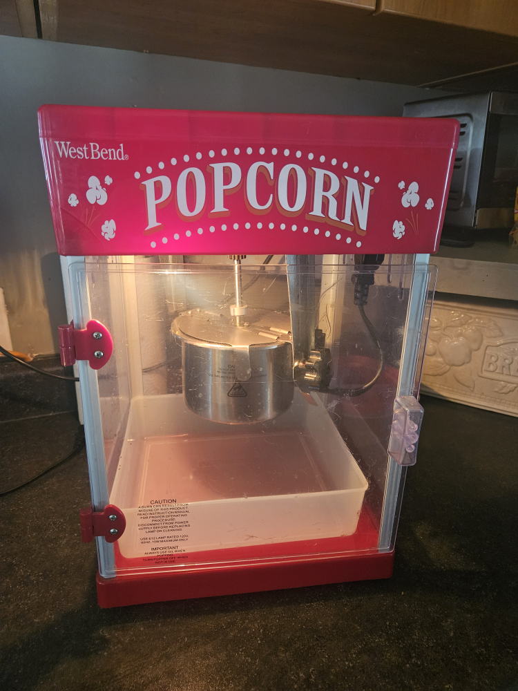 West Bend Popcorn Machine - photo 2
