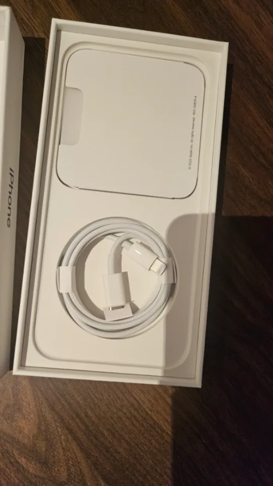 Like New iPhone 14 Pro Max - Space Black - 128GB image indicator(4)