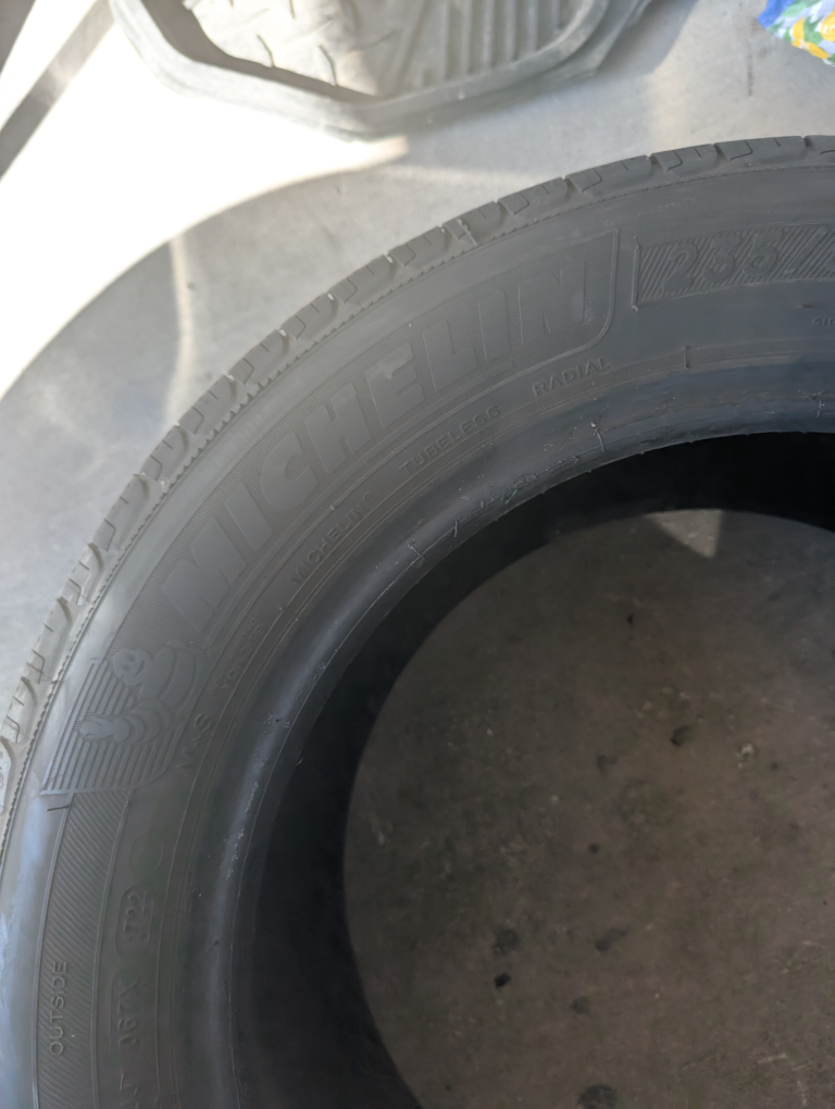 Ford Escape 235/55-R17 All season tires
