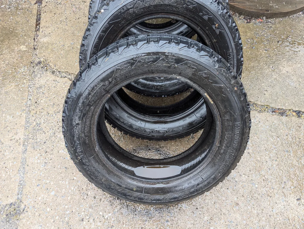 4 16 "tires winter Firestone 205/60R16 used image indicator(2)