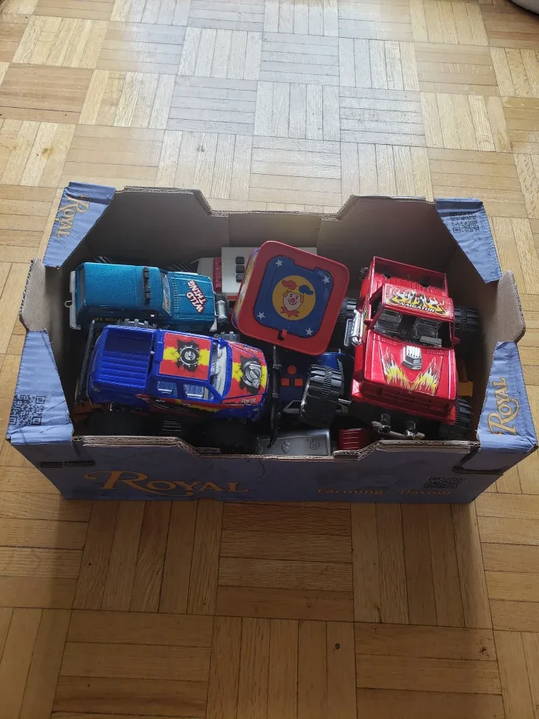 Lot of 20+ Die-Cast Toy Vehicles & Jack-in-the-Box image indicator(2)