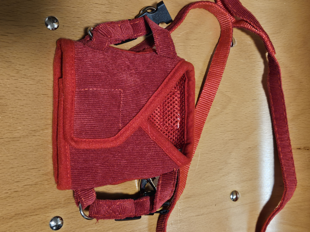 Red Pet Harness and Leash, Size XS - photo 3