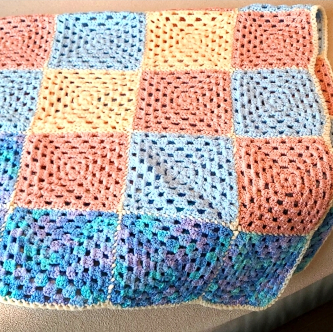 Blue and Pink Crochet Baby Blanket - photo 2