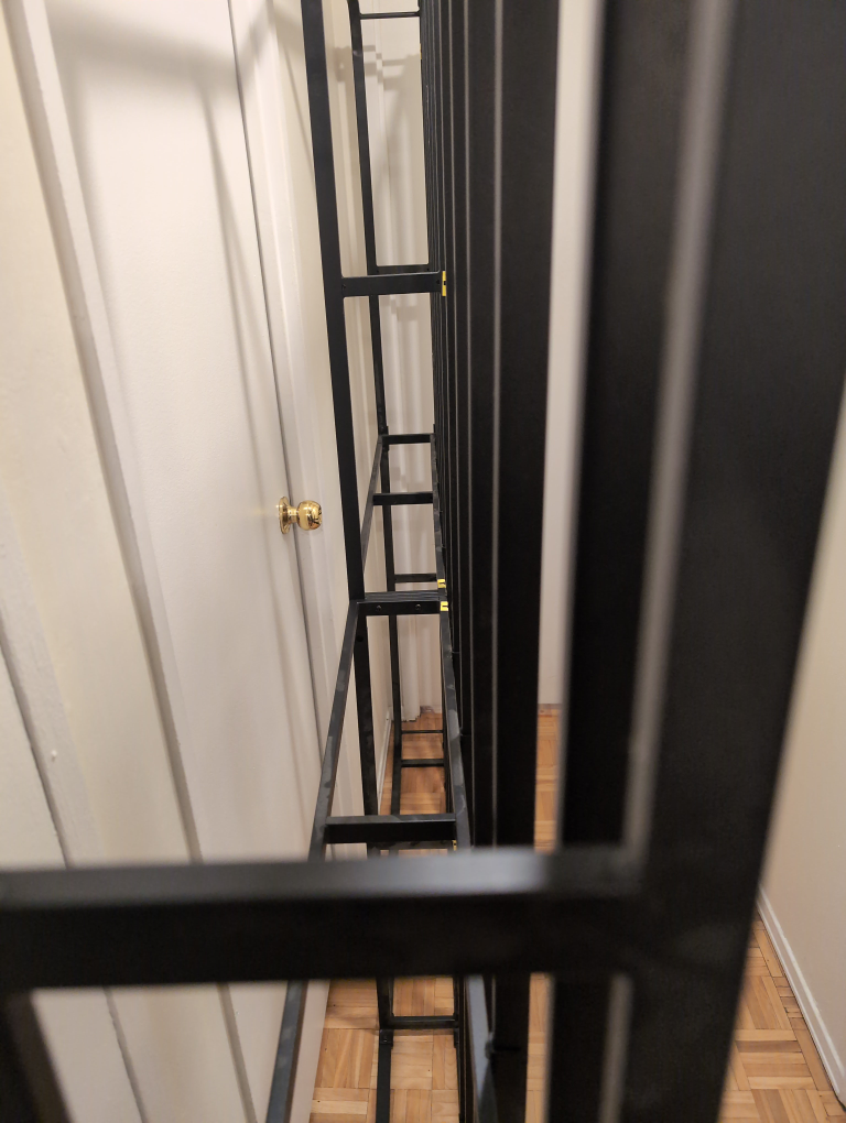 King Size Metal Bed Frame 7" - photo 2