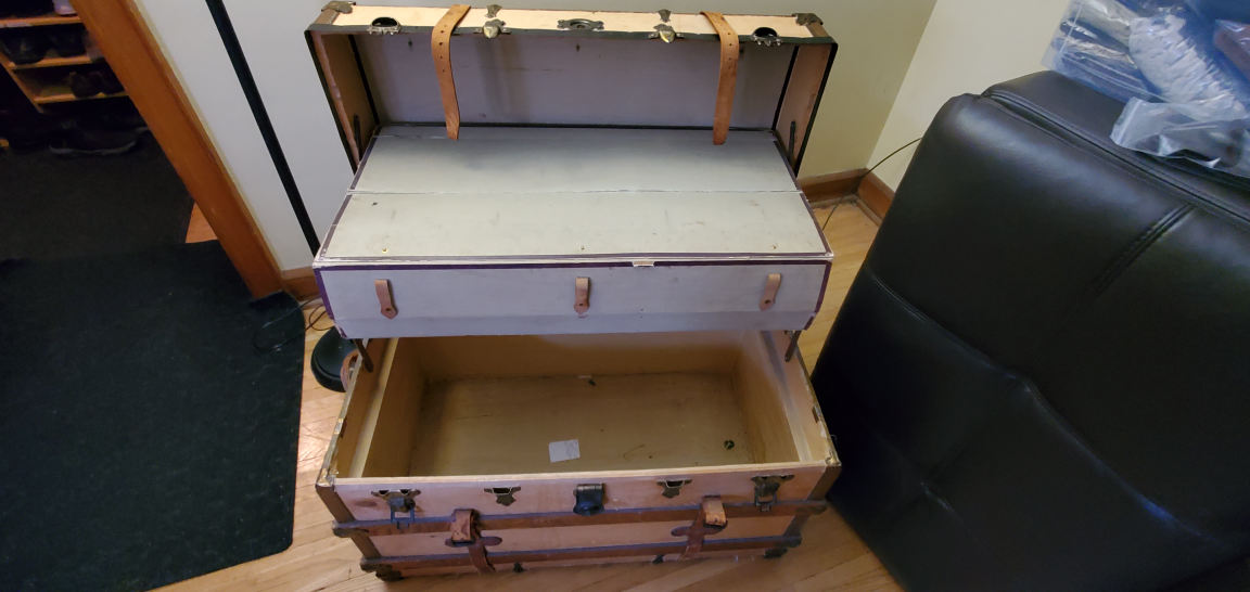 Vintage Wooden Trunk with Leather Straps - photo 5