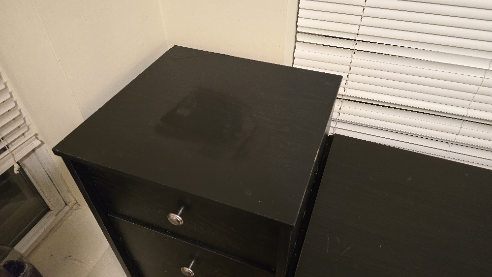 Black 5-Drawer Chest of Drawers