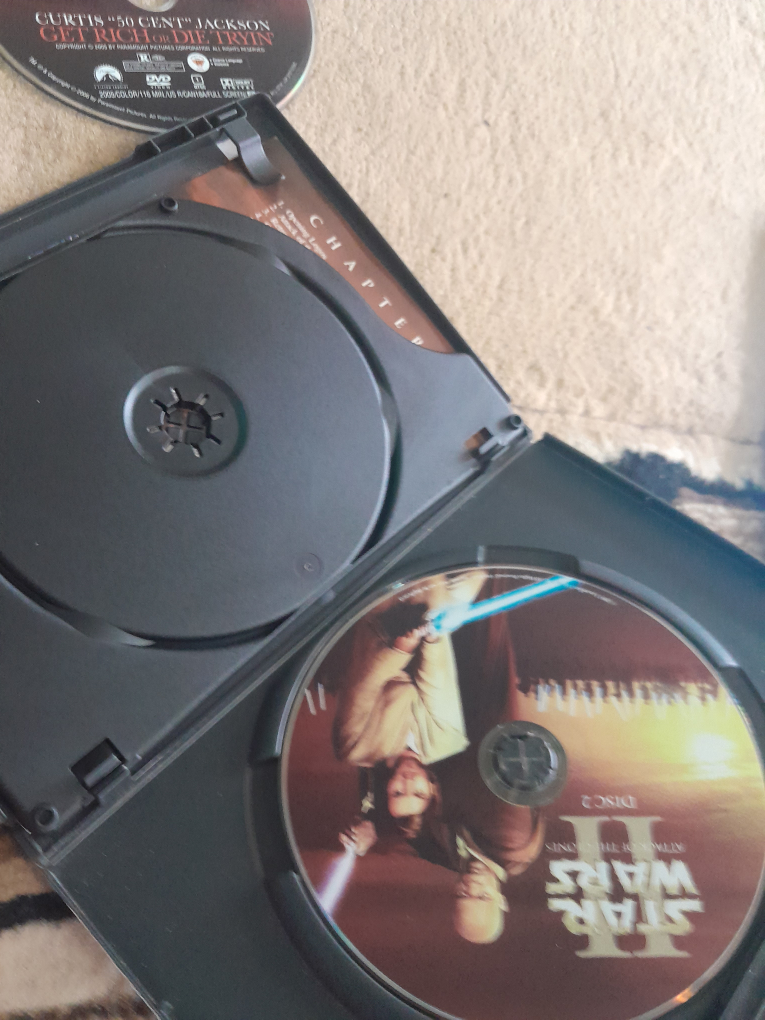 Star Wars Episode II: Attack of the Clones DVD - photo 3