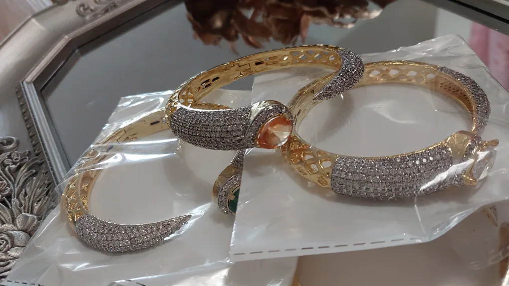 BRAND NEW Gorgeous Gold-Tone CZ Bangle Bracelets🧡 image indicator(2)