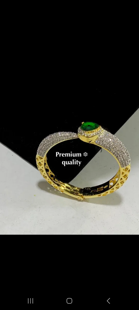 BRAND NEW Gorgeous Gold-Tone CZ Bangle Bracelets🧡 image indicator(5)