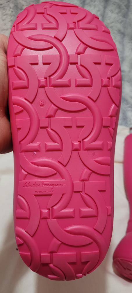 Salvatore Ferragamo Pink Rubber Rain Boots - Size 8 - photo 3