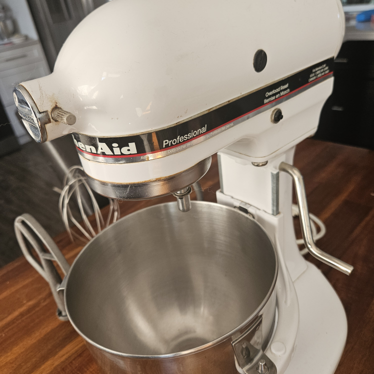KitchenAid Professional 5-Quart Stand Mixer