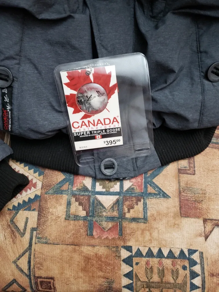Canada Super Triple Goose Down Jacket - Size Small image indicator(2)