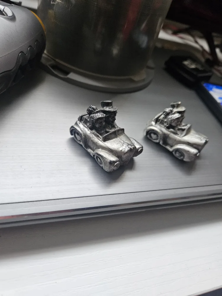 In Luv Home Decor Married Couple Driving gift image indicator(2)