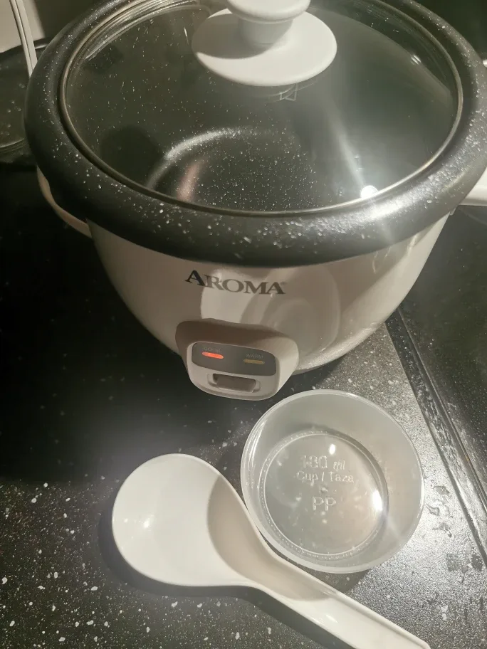Aroma Housewares 6-Cup Rice Cooker image indicator(3)