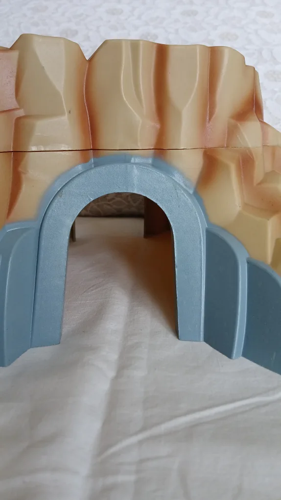 plastic mountain for train sets for $5.00 image indicator(3)