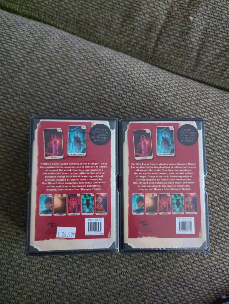 Two Stranger Things Tarot Decks image indicator(2)