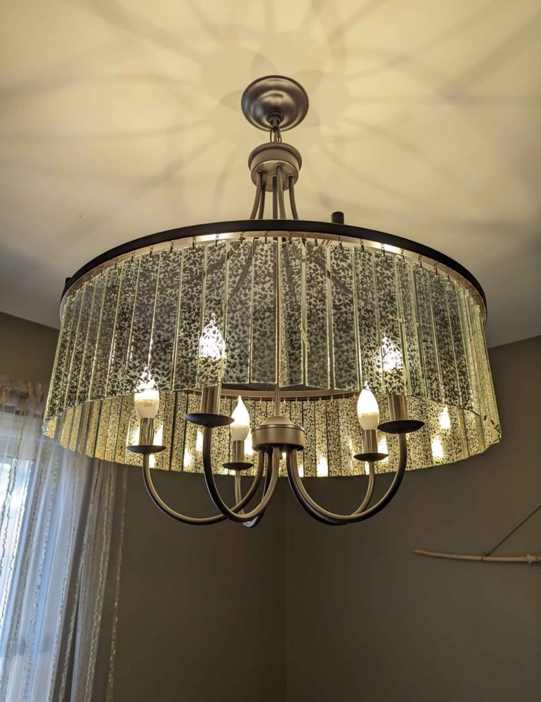 Five-light Chandelier with Glass Accents