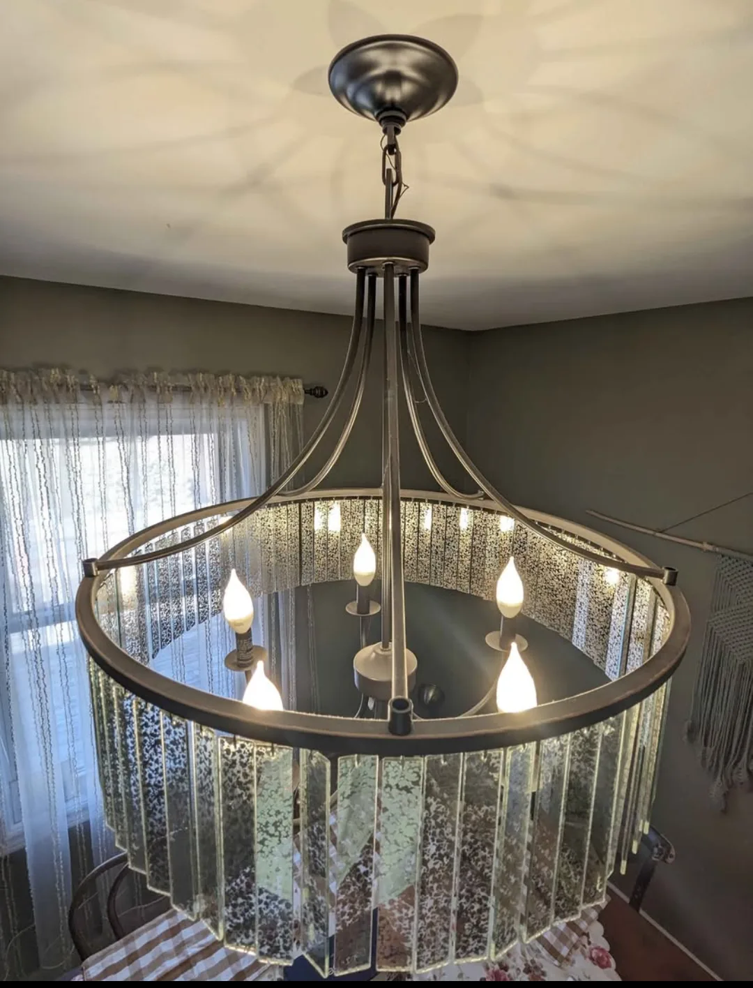 Five-light Chandelier with Glass Accents image indicator(5)