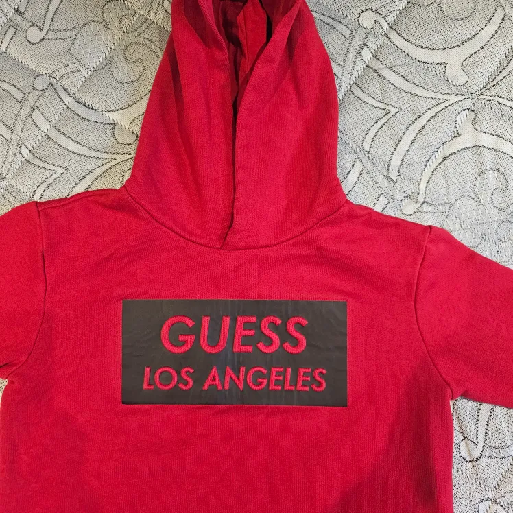 Kids Guess Red Hoodie Size 8 image indicator(2)