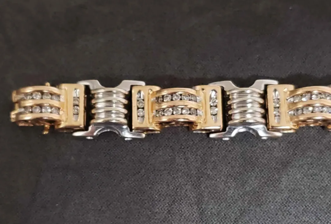 Two-Tone Diamond Unisex Bracelet image indicator(2)
