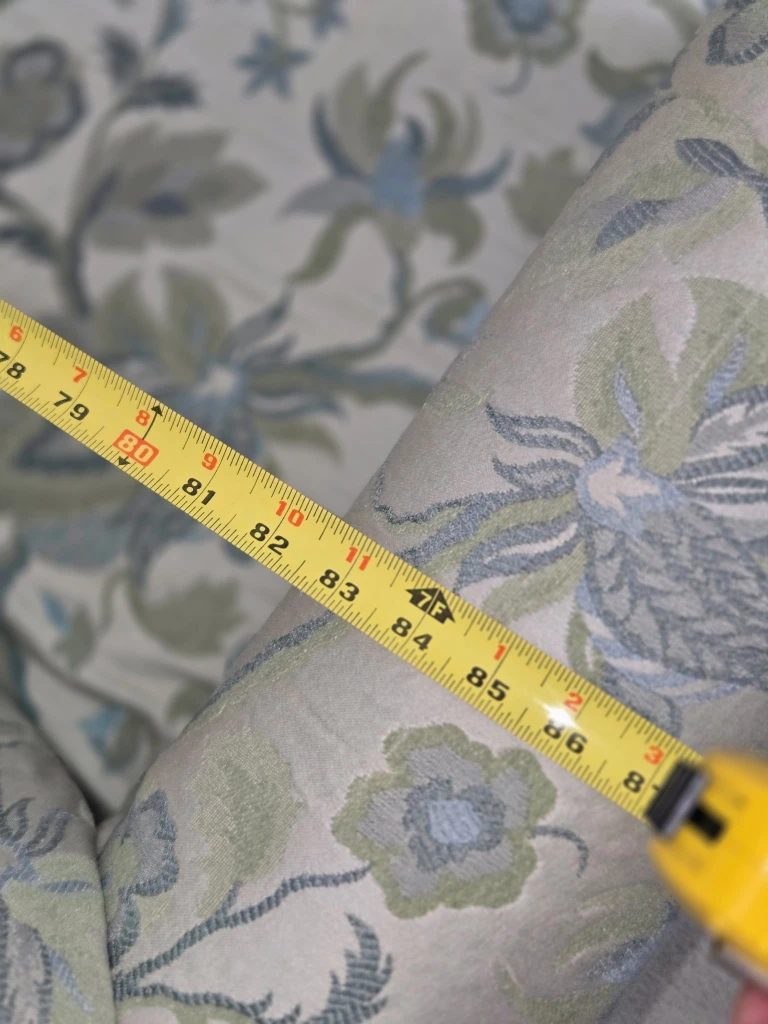 Vintage Floral Sofa - photo 2
