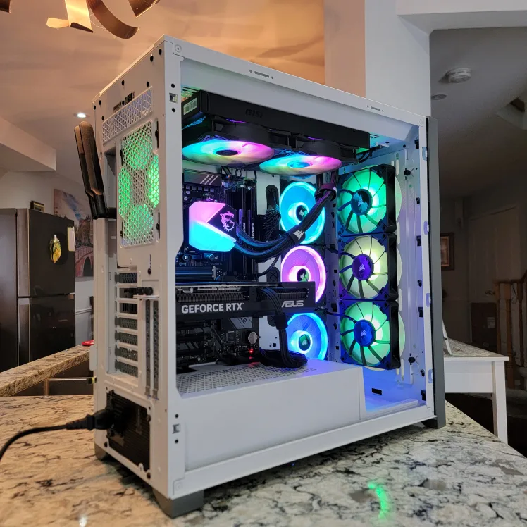 Performance Gaming PC : Ryzen 7 7700X / RTX 5070 / 32GB RAM image indicator(6)