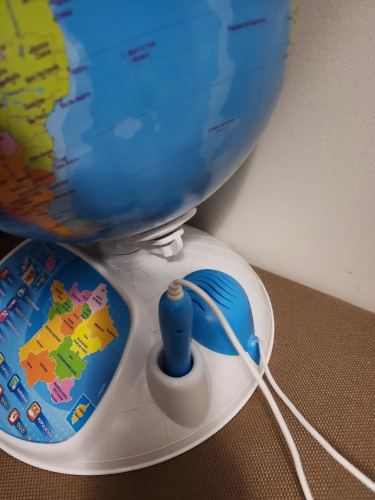 Clementoni Interactive Globe (French Language) image indicator(4)