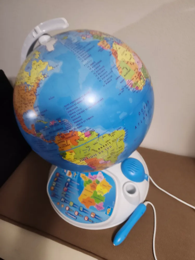 Clementoni Interactive Globe (French Language) image indicator(5)