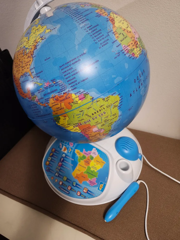Clementoni Interactive Globe (French Language) image indicator(6)