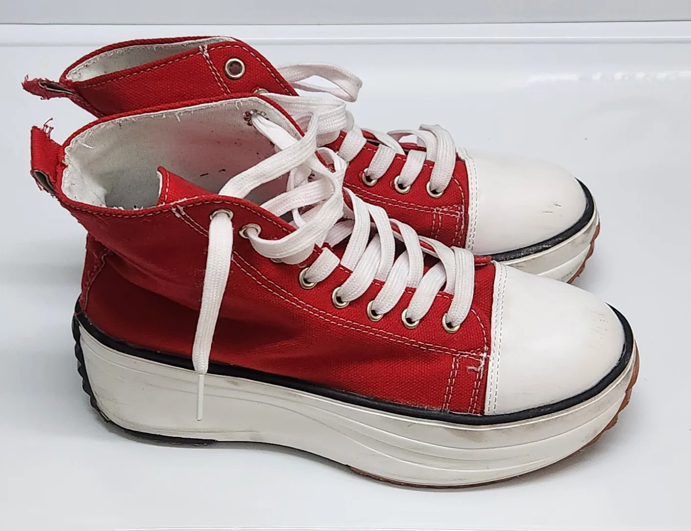 Red Platform High-Top Canvas Sneakers image indicator(3)