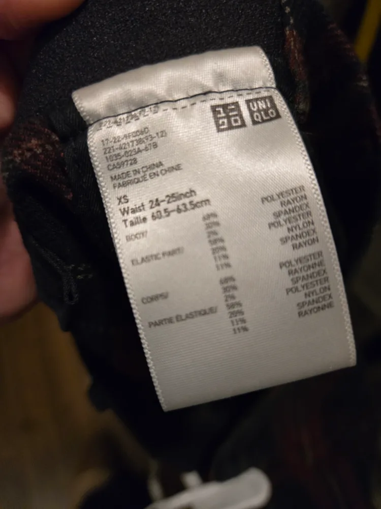 Women's Uniqlo Red Plaid Trousers - Size XS image indicator(3)