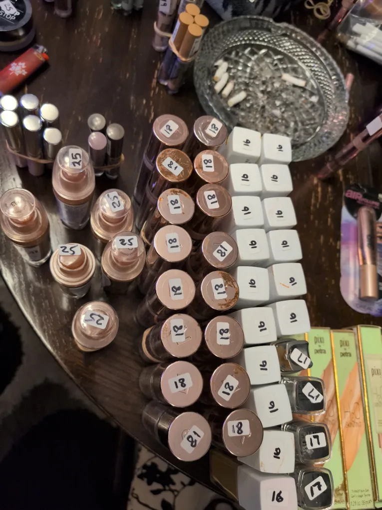 Makeup Bundle - Foundations, Primers, Concealers, more! image indicator(2)