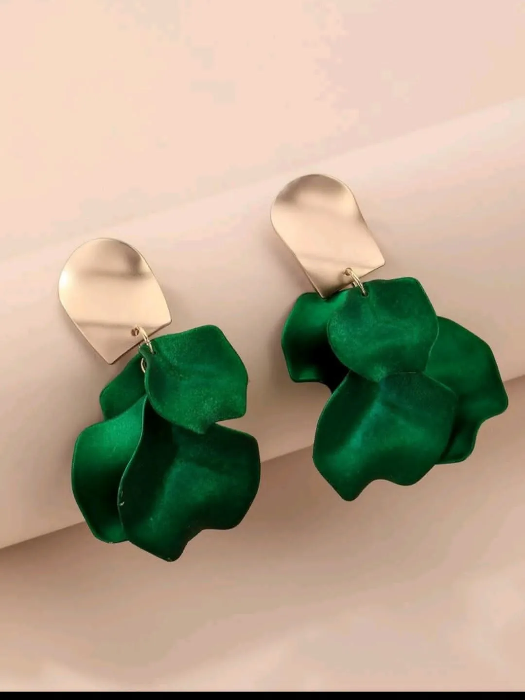 BRAND NEW Unique Fashion Earrings each pair 4$ 🧡 image indicator(8)