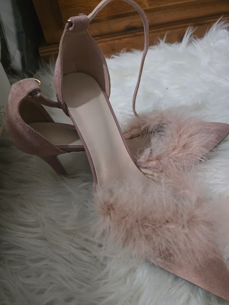 Dusty Rose Feather Trim Heels image indicator(2)
