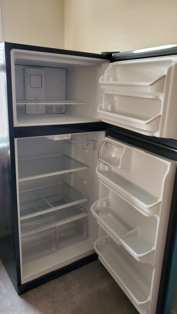 Fridge with top freezer - photo 2